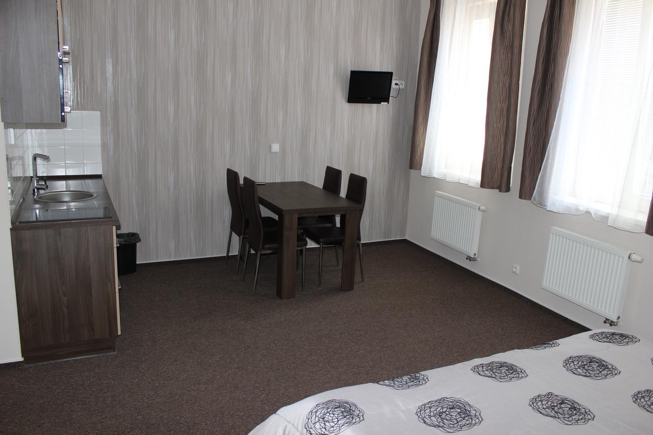 Almond Hotel Teplice Exterior photo