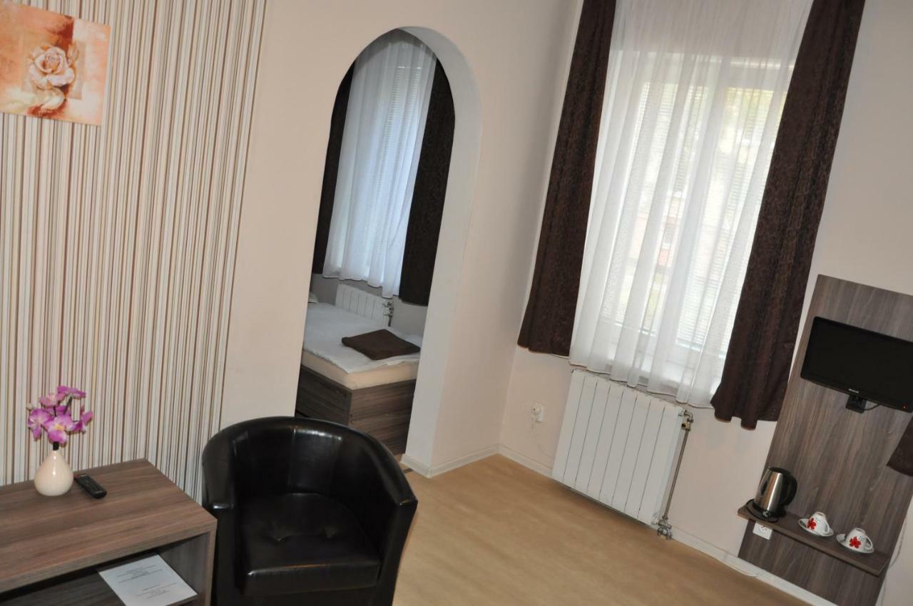 Almond Hotel Teplice Exterior photo